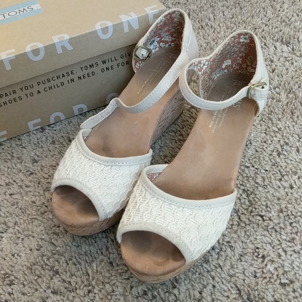 Toms wedge platform sandal
